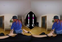Louren Young Teen Lapdance 3D VR